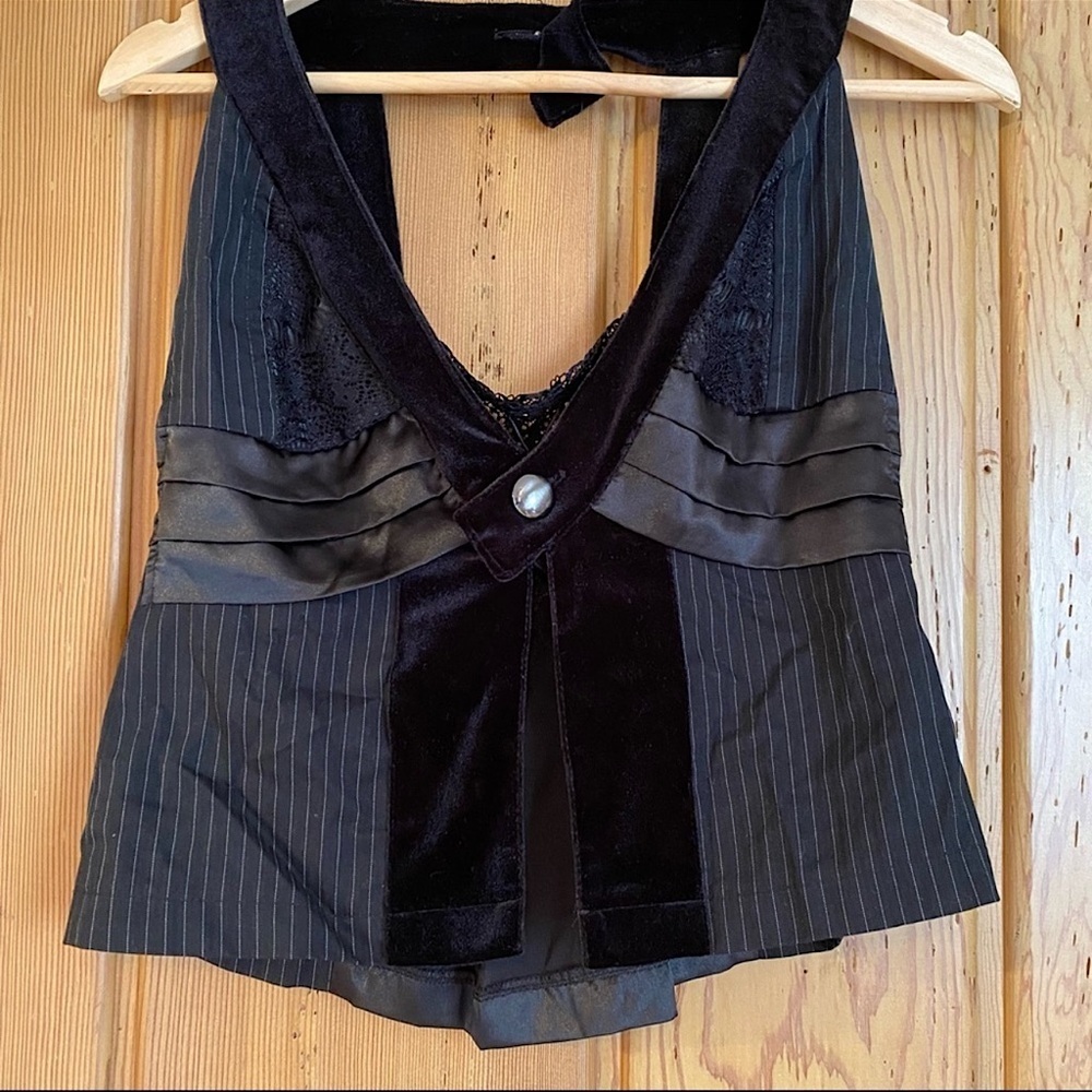 BKE Black Velvet & Lace Halter Top | Size M